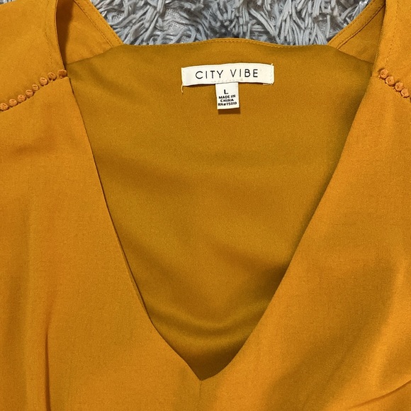 CITY VIBE DRESS - Picture 4 of 4